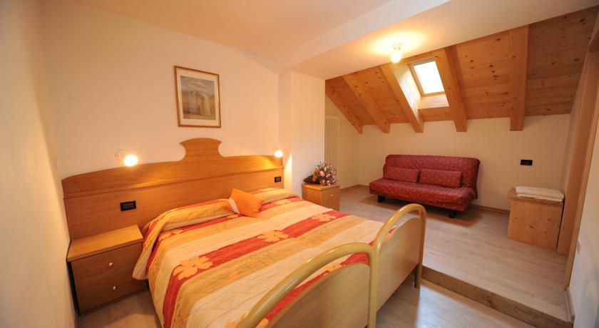 Отель Albergo Alpino