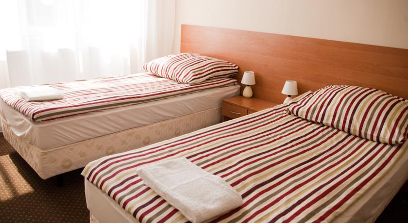 Отель Hotel Akor