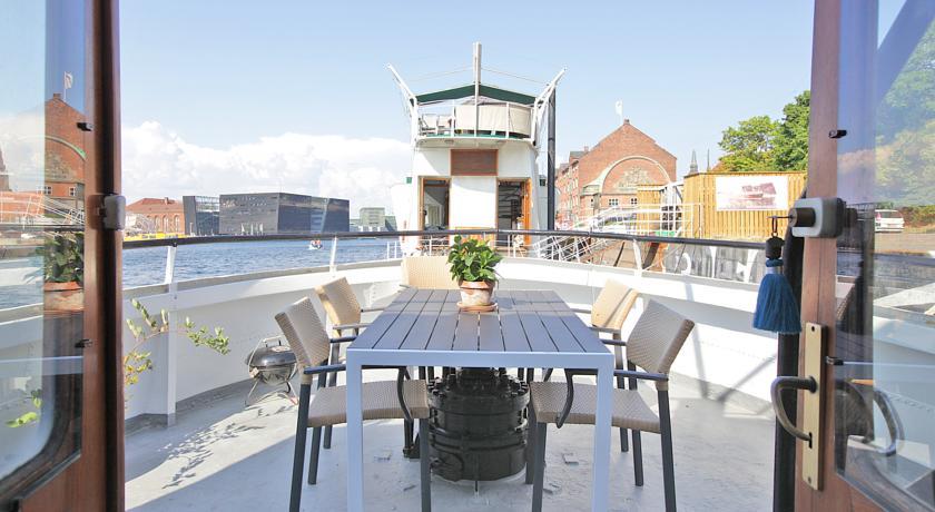Copenhagen Houseboat