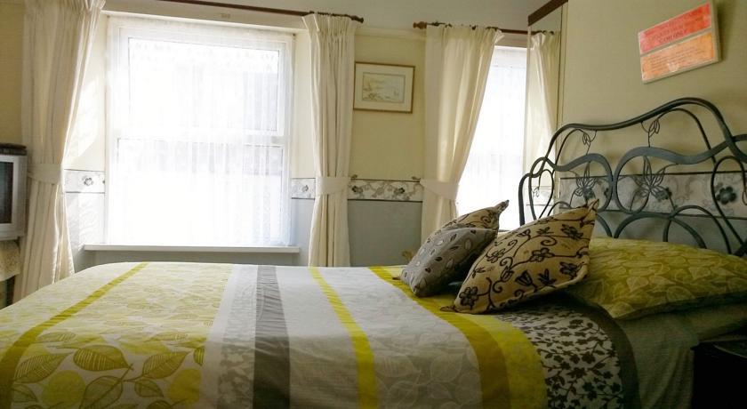 Мини-отель Ashdale House B&B
