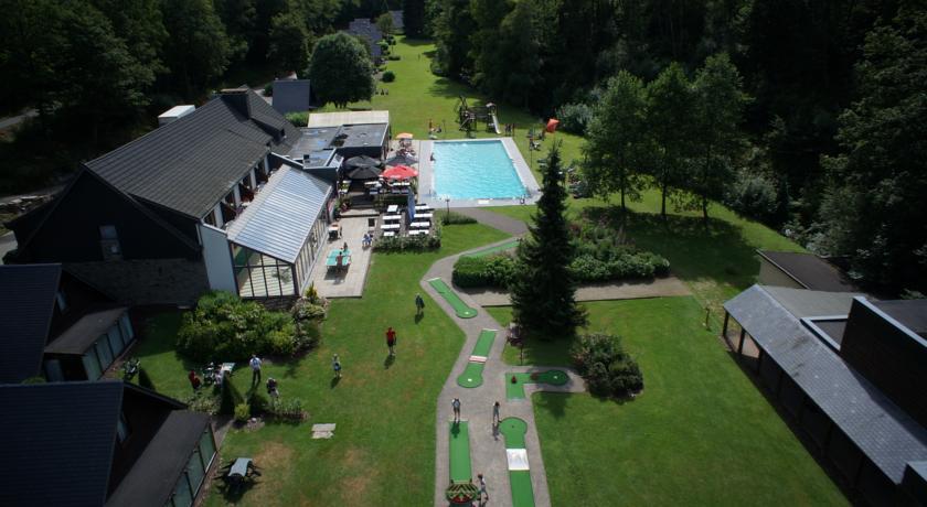 Отель Val d'Arimont Resort