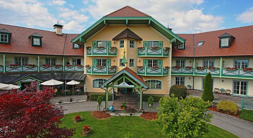 Отель Landhotel Drei Eichen