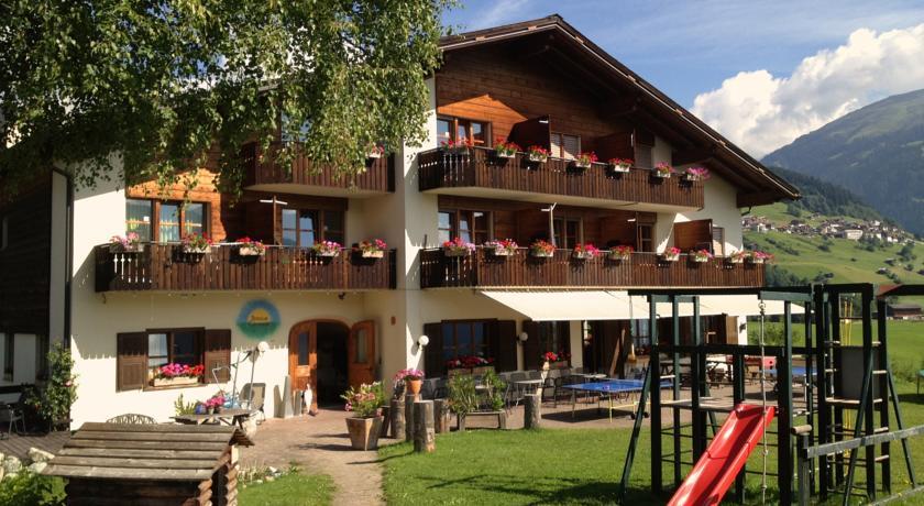 Отель Familiehotel Clarezia