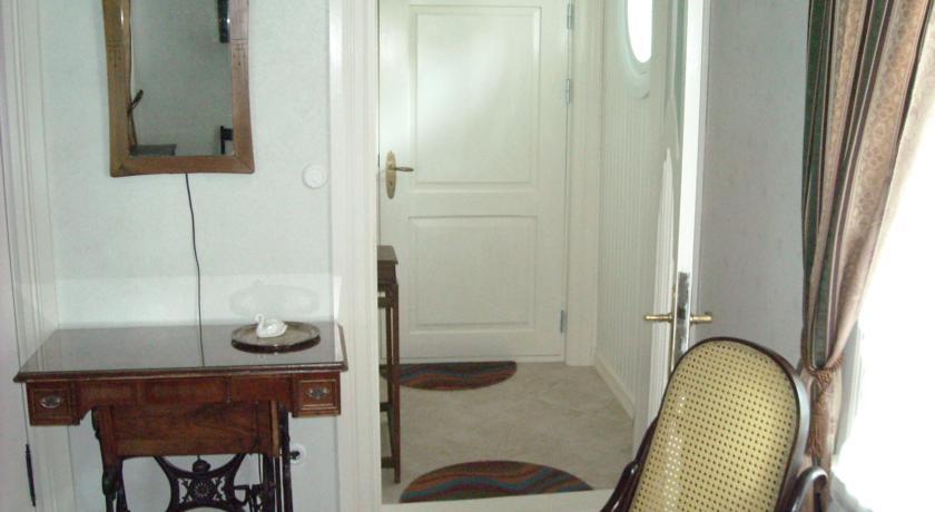 Апартаменты The Guest Apartment