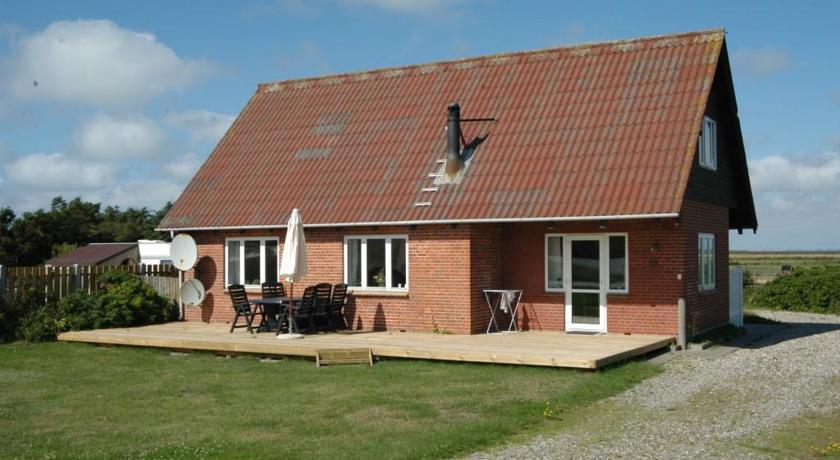 Апартаменты Holiday home Bjerghuse 15