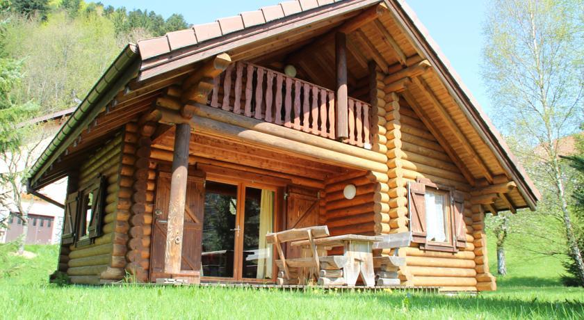 Отель Chalet Individuel en Rondins Vologne 2 Chambres