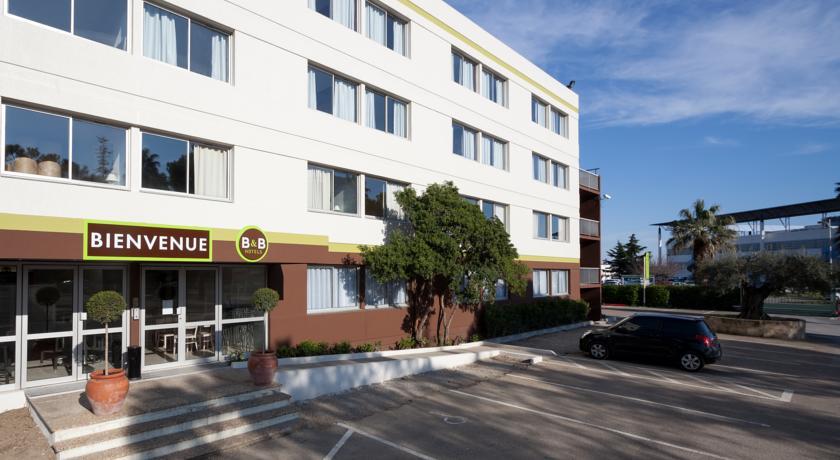 Отель B&B Hôtel Nîmes Ville Active
