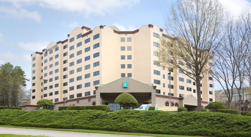 Отель Embassy Suites Raleigh - Crabtree