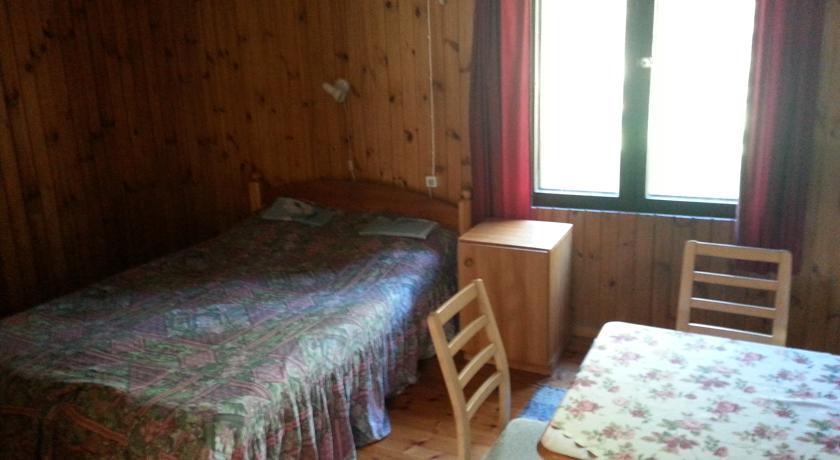 Отель Piirisaare Guest Accomodation