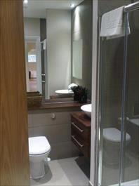 Апартаменты Roomspace Serviced Apartments - Kinnaird Court