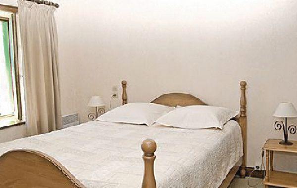 Апартаменты Holiday home Saint Savinien H-738