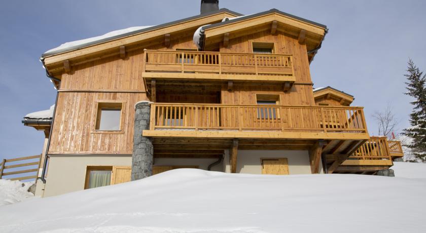 Отель Les Chalets de la Madeleine Apartments