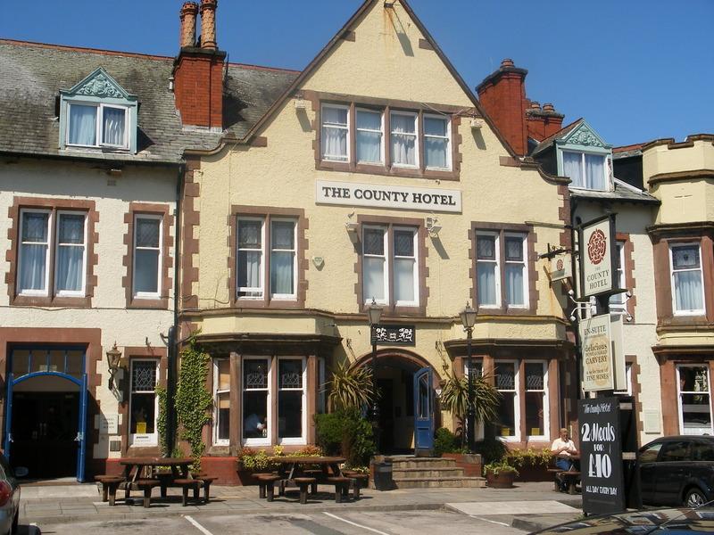 Отель County Hotel