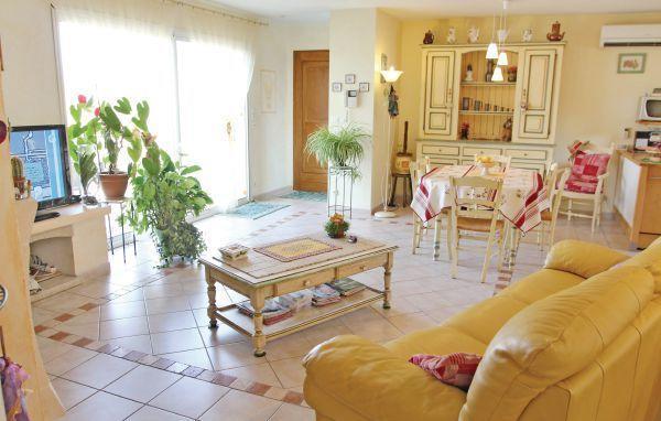 Апартаменты Holiday home Chemin des Plans K-795