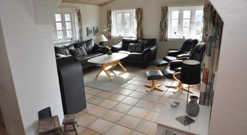 Апартаменты Holiday home Tyttebærvej 6