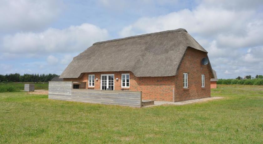 Апартаменты Holiday home Kornbjergvej 36 Vester Husby