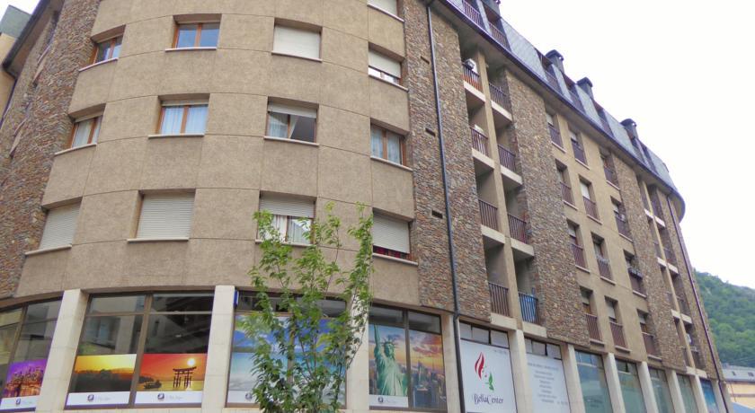 Апартаменты Apartaments Domus
