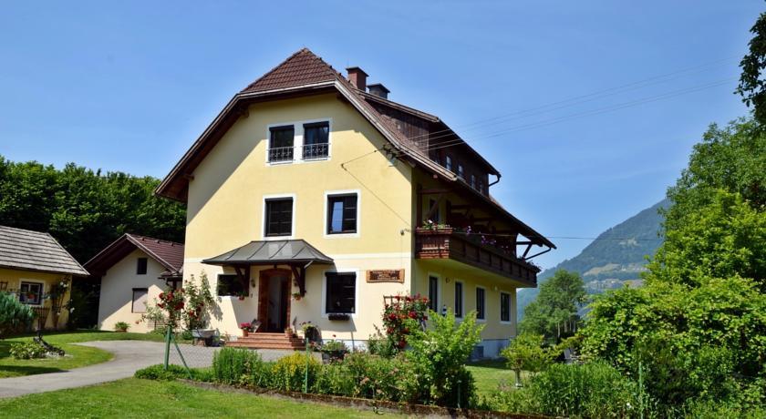 Апартаменты Pension Strauß