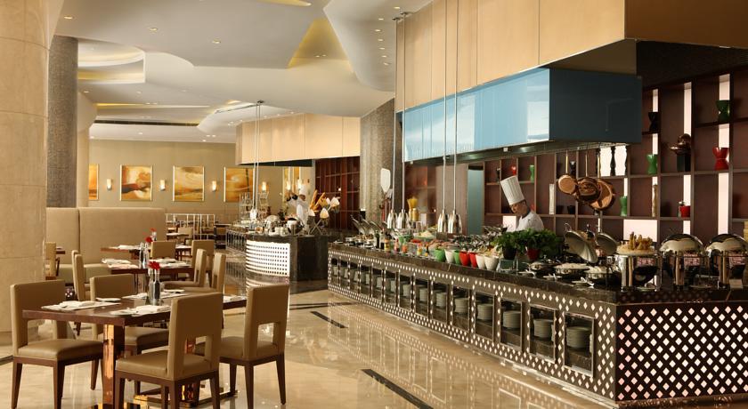 Отель Crowne Plaza Tianjin Binhai
