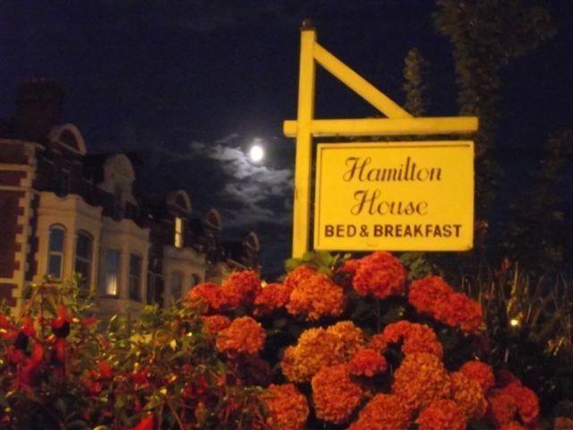 Мини-отель Hamilton House Bed & Breakfast