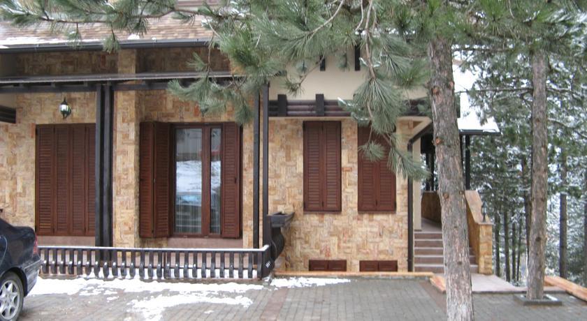 Апартаменты Zlatibor Lux Holiday Home
