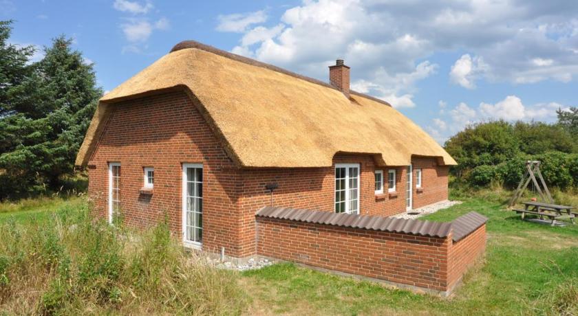 Апартаменты Holiday home Grævlingevej 11