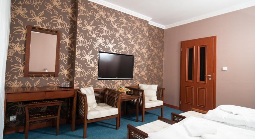 Отель Hotel Radějov