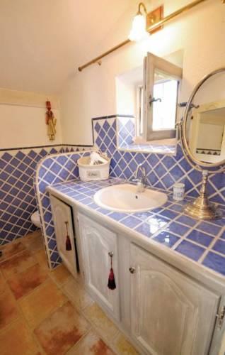 Апартаменты Holiday home Fontaines de Vaucluse M-878