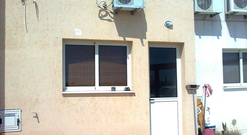 Апартаменты Paris Maisonette
