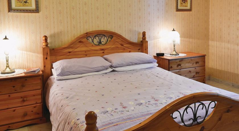 Апартаменты Holiday home Ginouillac UV-1196