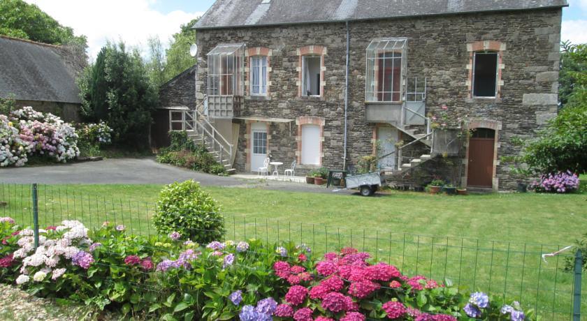 Апартаменты Brittany House Holidays