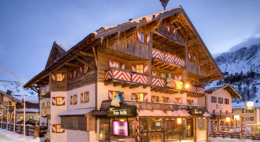 Отель Hotel Frau Holle