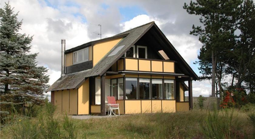 Апартаменты Holiday home Olaf Ryes Vej 9 VængesO