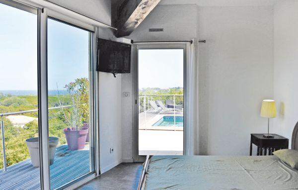 Апартаменты Holiday home Saint Aygulf YA-1467