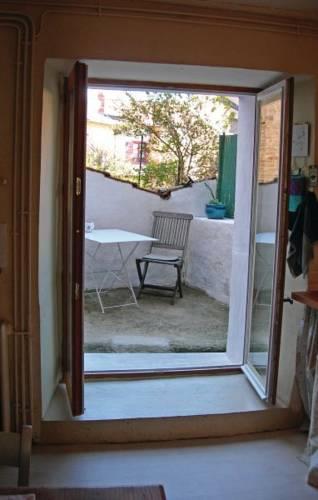 Апартаменты Holiday home Eymoutiers GH-904
