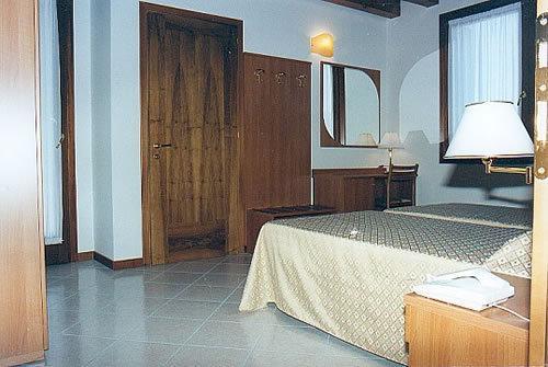 Отель Hotel Annia