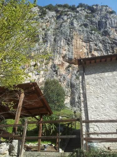 Хостел Rifugio Mola Del Sacramento