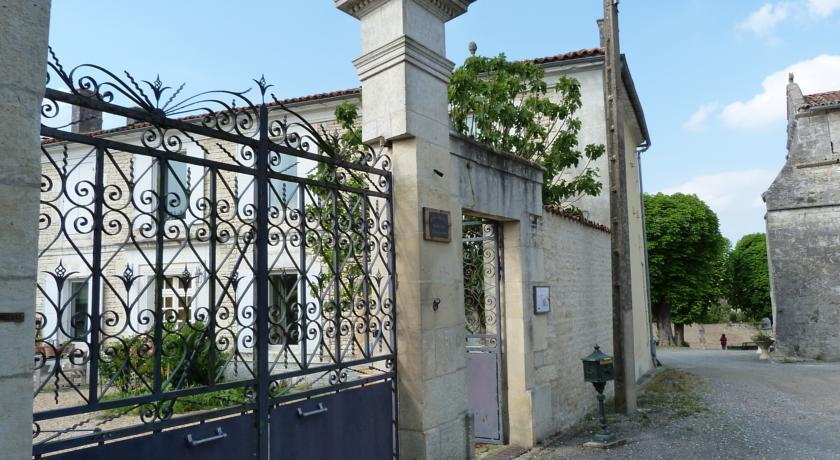 Мини-отель Le Clos Notre Dame B&B