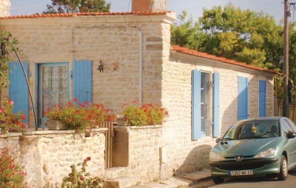 Апартаменты Holiday home St. Pierre d'Oléron ST-1522