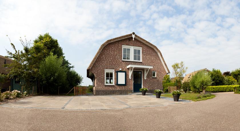 Het Eerste Huisje vacation home