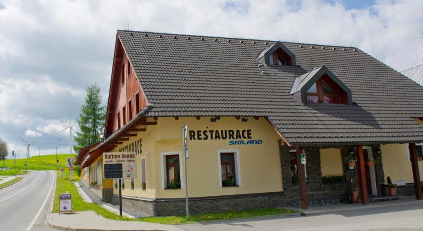 Отель Horský hotel Skiland