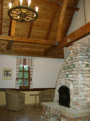 Отель Birdsong Hotel