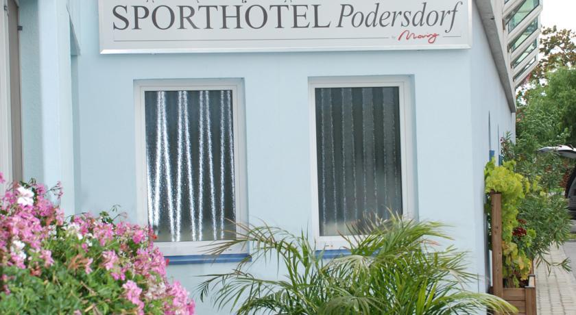 Отель Sporthotel Podersdorf