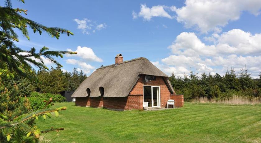 Апартаменты Holiday home Sundhuse 25