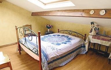 Апартаменты Holiday home Rebais EF-1386