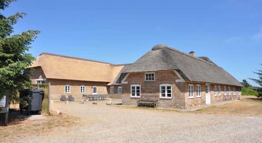 Апартаменты Holiday home Tyttebærvej 13