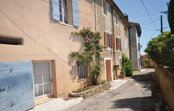 Апартаменты Holiday home rue du Luberon L-846