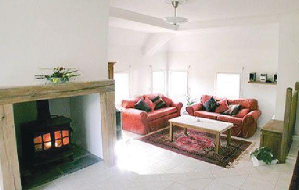 Апартаменты Holiday home Quimperle EF-1620