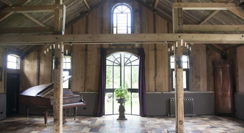 Апартаменты The Great Barn