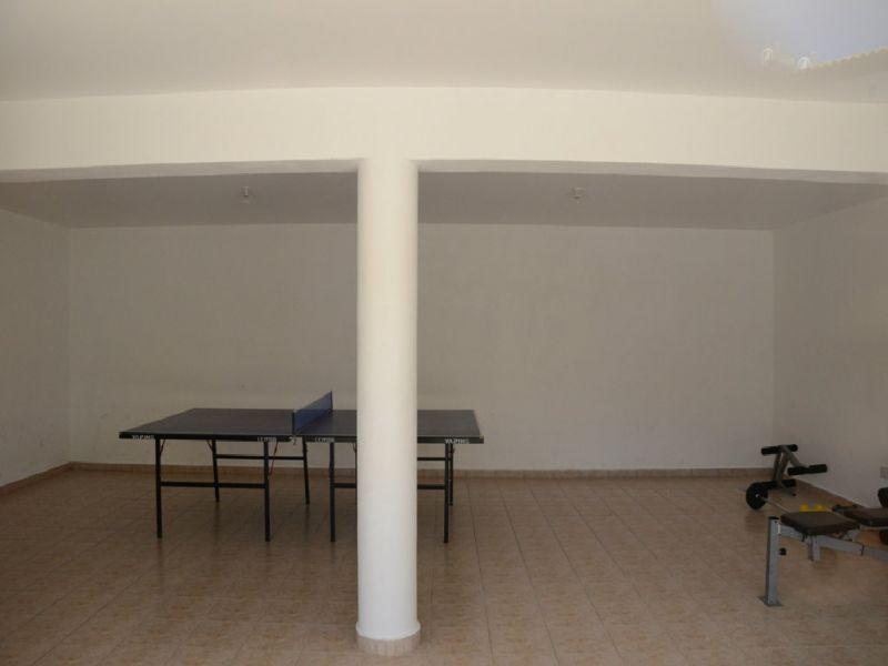 Апартаменты Alana Apartment